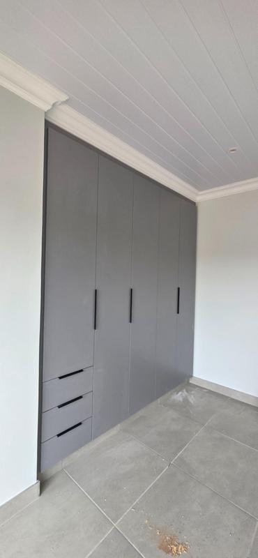 3 Bedroom Property for Sale in Outeniquasbosch Western Cape